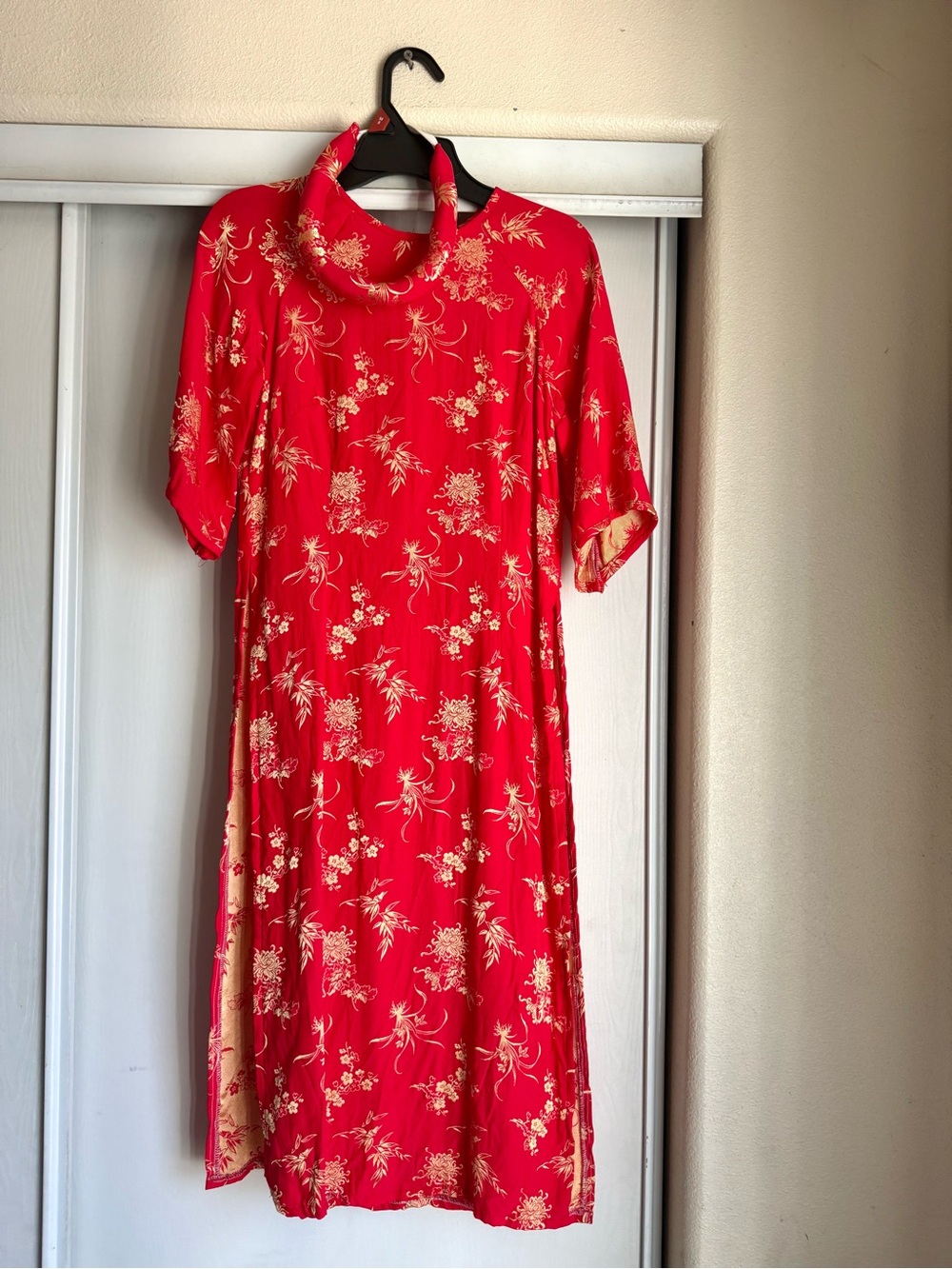 Easy zipper red silk Ao Dai set L 10-12